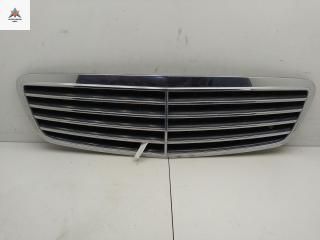 решетка радиатора Mercedes-Benz S-Класс W220 1999, зелёный, седан, 2208800383