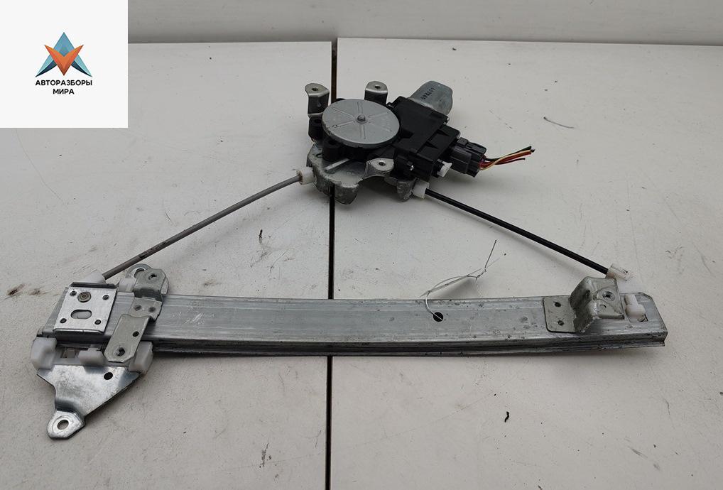 стеклоподъемник электрический задний левый Mitsubishi Outlander 1 поколение 2006, 2.0 л., бензин, МКПП, чёрный, внедорожник 5 дв., 603270 - фото №1