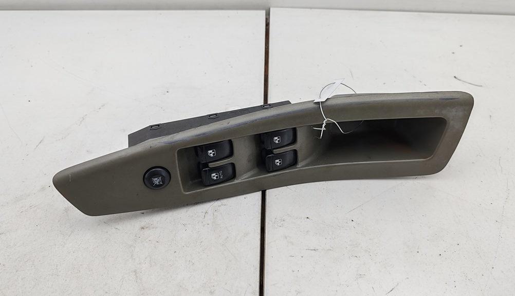 блок управления стеклоподъемниками Chevrolet Nubira 2007, 2.0 л., дизель, МКПП, чёрный, универсал, 96418302