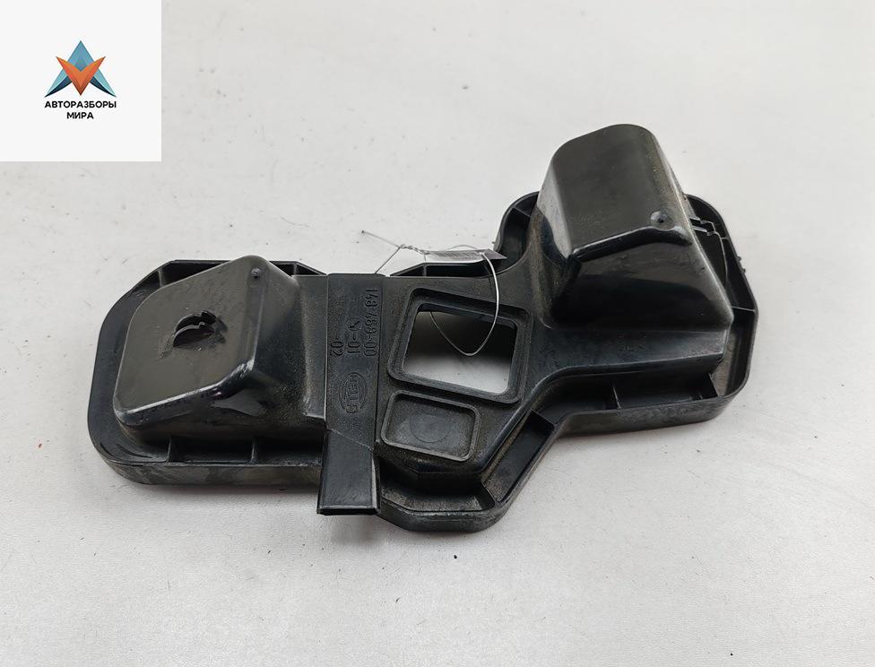 Крышка (заглушка) задняя фары Audi A6 4B/C5 2000, 2.5 л., дизель, МКПП, чёрный, универсал, 14846800 - фото №1