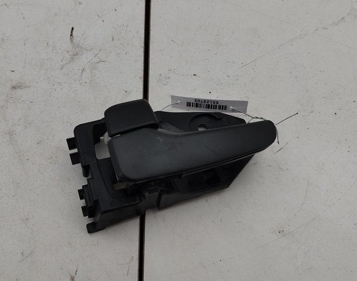 ручка внутренняя задняя левая Mitsubishi Outlander 1 поколение 2006, 2.0 л., бензин, МКПП, чёрный, внедорожник 5 дв. - фото №1