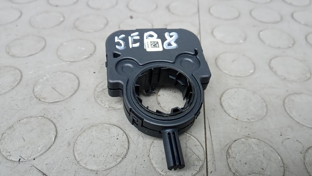 датчик угла поворота руля Citroen C4 Grand Picasso 1 поколение 2008, 1.6 л., дизель, МКПП, минивэн - фото №1