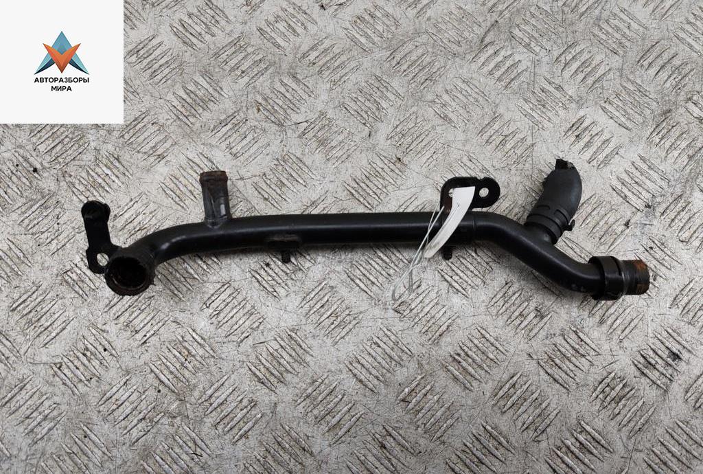 трубка охлаждающей жидкости Audi A6 4F/C6 2007, 2.0 л., TFSI, бензин, МКПП, 06D121065 - фото №1