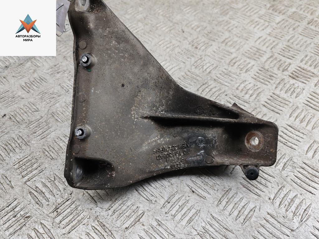 кронштейн двигателя Audi A6 4F/C6 2007, 2.0 л., TFSI, бензин, МКПП, чёрный, седан, 4F0199308AD - фото №1