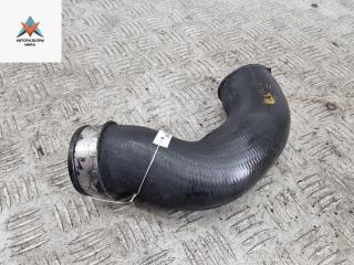 патрубок интеркулера Volkswagen Passat B5 [рестайлинг] 2004, 2.5 л., дизель, МКПП, чёрный, универсал