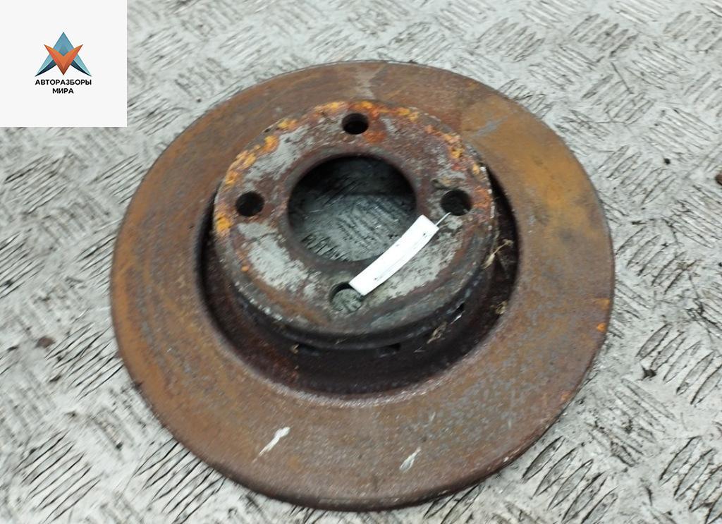 диск тормозной передний Audi 80 8C/B4 1993, 2.0 л., бензин, МКПП, красный, седан - фото №1