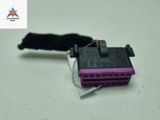 разъем (фишка) проводки Volkswagen Bora 1 поколение 2000, 1.6 л., бензин, МКПП, красный, седан, 3A0972695