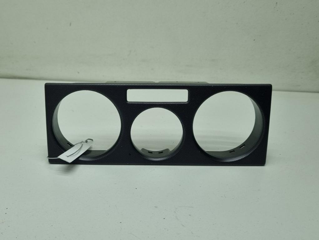 накладка декоративная Volkswagen Bora 2000, 1.6 л., бензин, МКПП, красный, седан, 1J0819157B