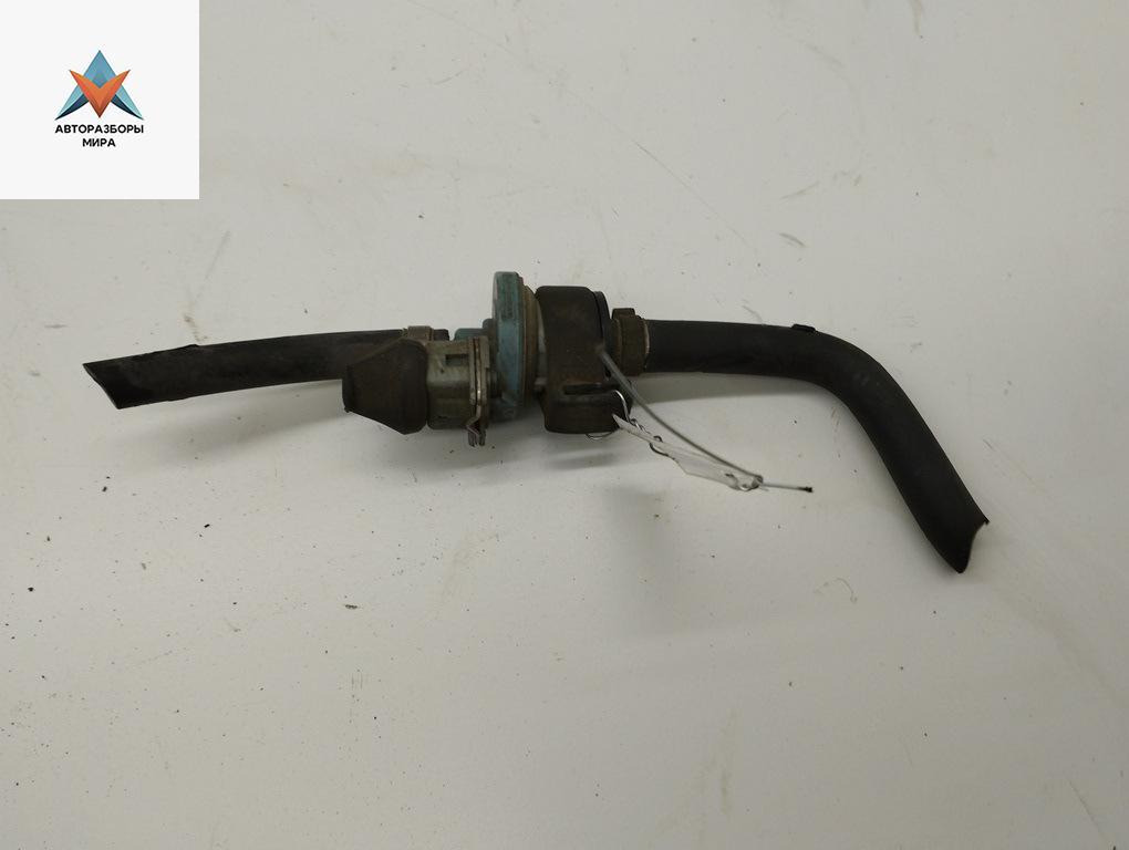 клапан вакуумного управления Audi A6 4A/C4 1996, 2.0 л., бензин, МКПП, серый, седан - фото №1