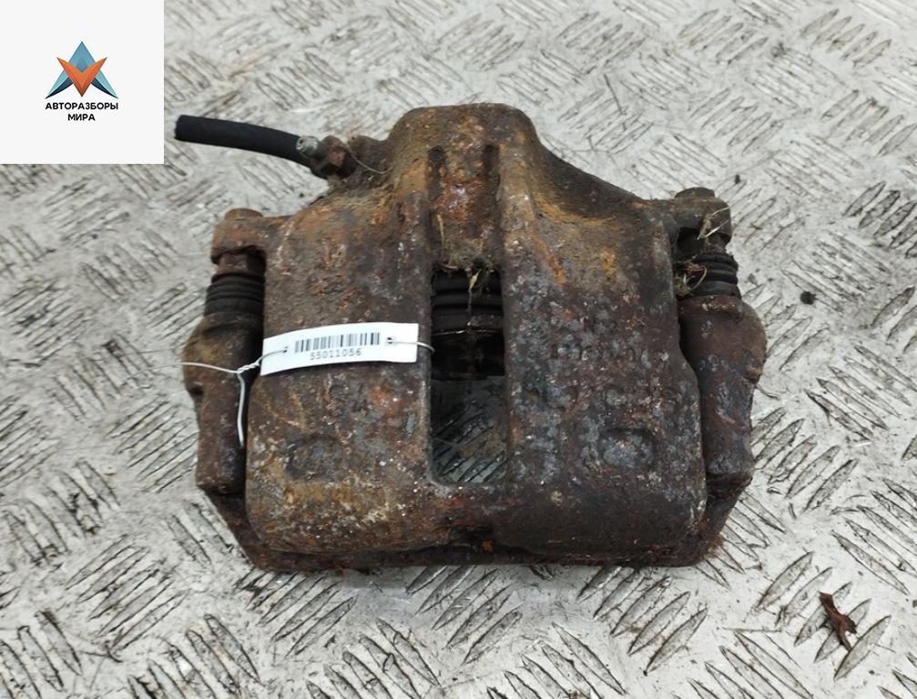 суппорт передний левый Audi 80 8C/B4 1993, 2.0 л., бензин, МКПП, красный, седан - фото №1