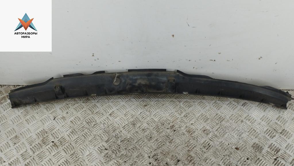 дождевик Audi A6 4A/C4 1996, 2.0 л., бензин, МКПП, серый, седан, 4A1819417 - фото №1