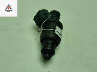 форсунка Volkswagen Golf 4 поколение 1999, 1.6 л., бензин, МКПП, синий, хетчбэк 5 дв., 037906031AA