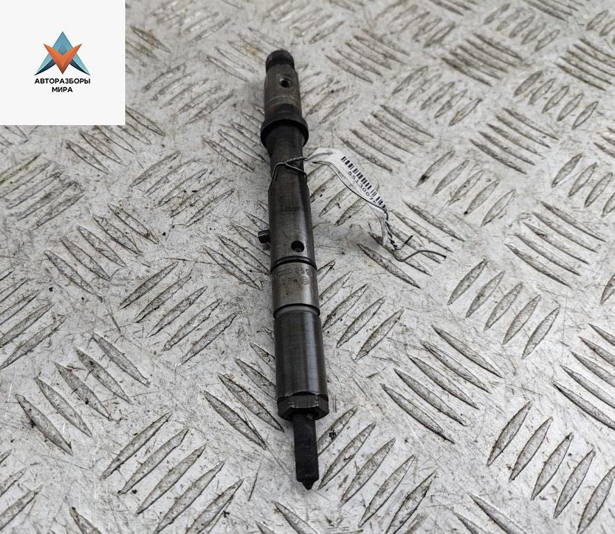 форсунка Volkswagen Passat B5 1999, 2.5 л., дизель, МКПП, чёрный, универсал, 059130201A - фото №1