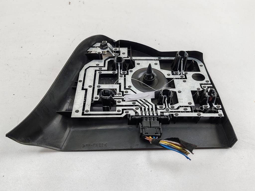 Плата фонаря заднего правого BMW 3 E36 1999, 1.9 л., бензин, МКПП, зелёный, хетчбэк 3 дв.