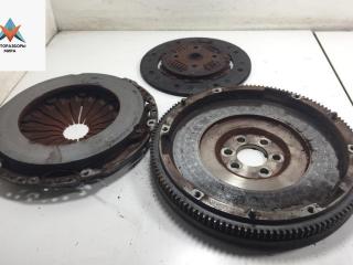 маховик Volkswagen Passat B6 2008, 1.4 л., бензин, МКПП, чёрный, универсал, 03C141031D