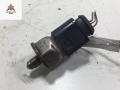 датчик давления топлива Volkswagen Passat B6 2008, 1.4 л., бензин, МКПП, чёрный, универсал, 03C906051H - фото №2