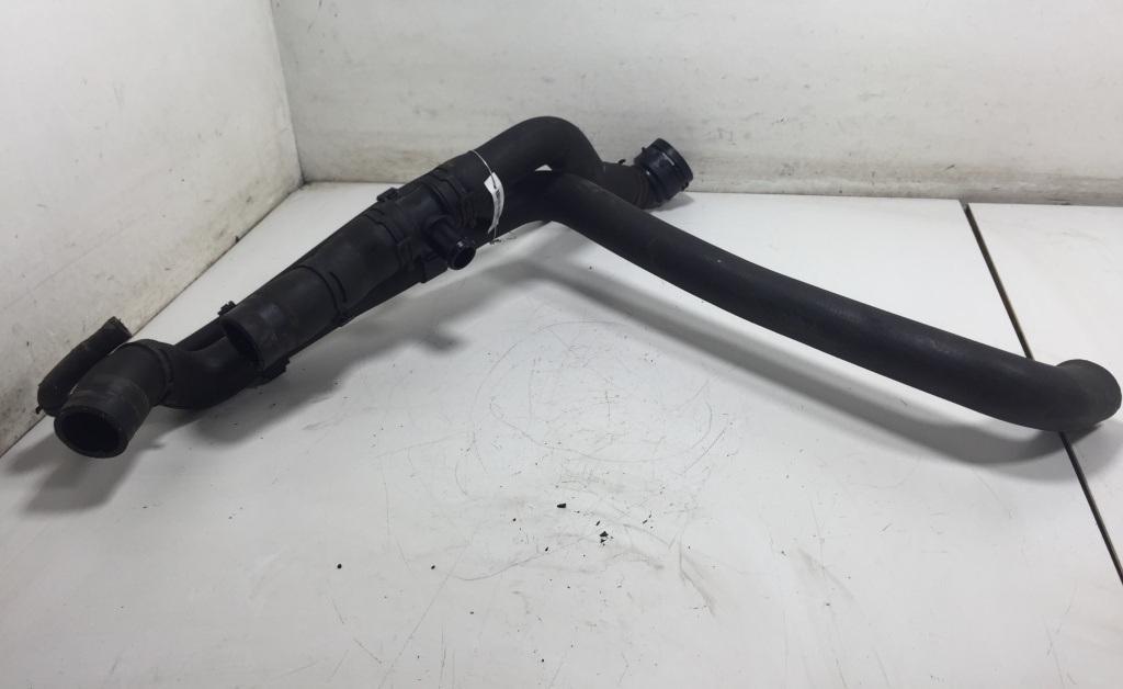патрубок радиатора Volkswagen Passat B6 2005, 1.6 л., бензин, 1K0121049R
