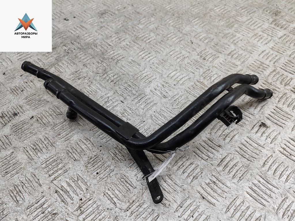 трубка охлаждающей жидкости Volkswagen Passat B6 2008, 1.8 л., бензин, МКПП, 1K0121070 - фото №1