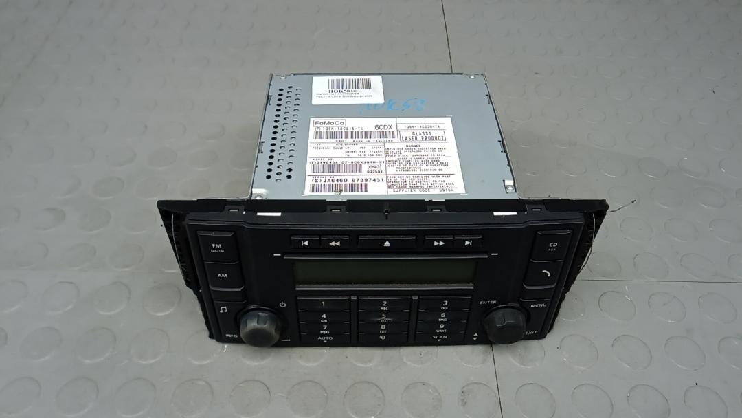 магнитола Land Rover Freelander 2 поколение 2009, 2.2 л., D TD4, дизель, МКПП, внедорожник 5 дв., 7G9N18C815TA - фото №1