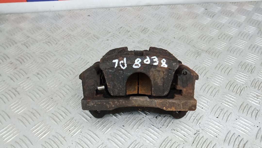 суппорт передний левый Lexus RX 3 поколение 2008, 3.3 л., бензин, АКПП, внедорожник 5 дв. - фото №1