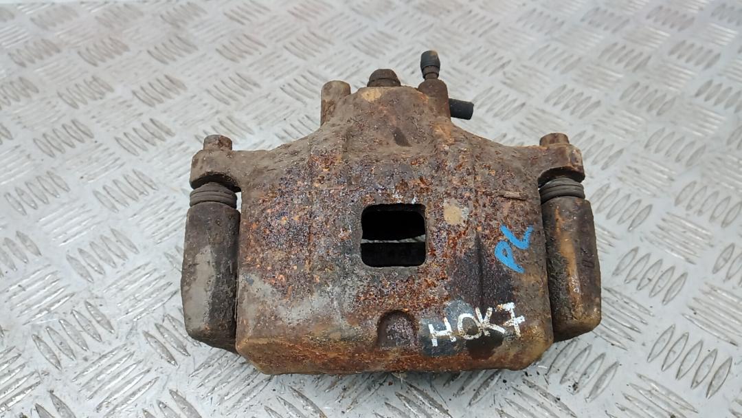 суппорт передний левый Mitsubishi ASX 1 поколение 2010, 1.6 л., бензин, МКПП, внедорожник 5 дв., 4605A861 - фото №1