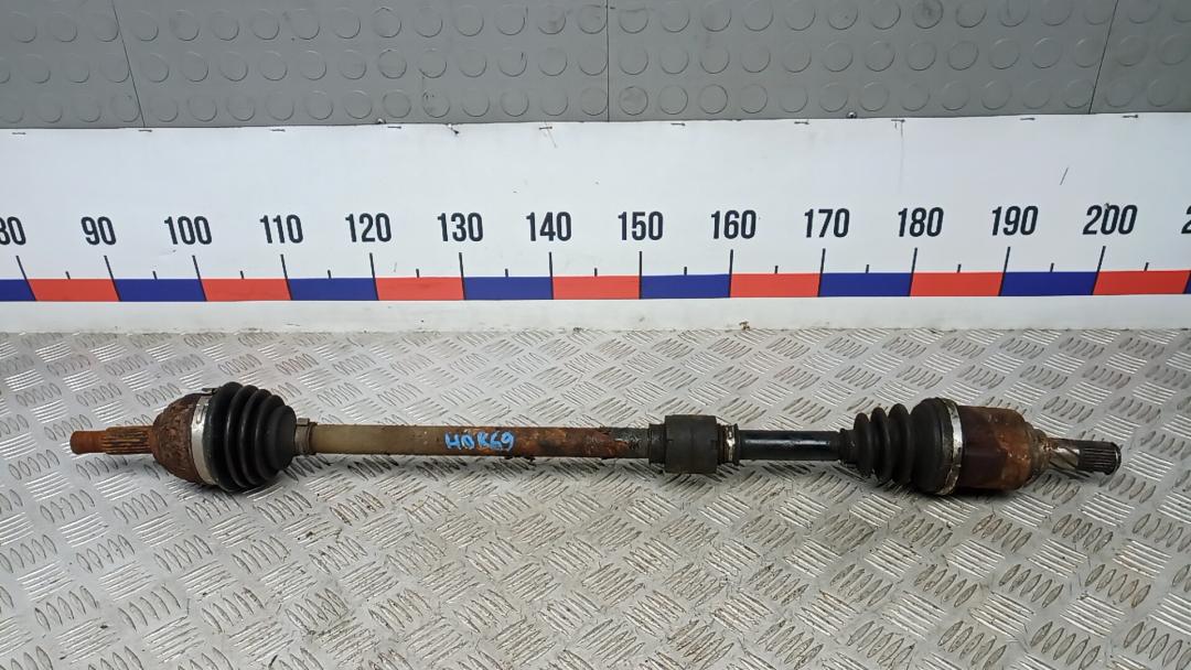 полуось передняя правая (приводной вал, ШРУС) Nissan Note E11 2007, 1.4 л., бензин, МКПП, хетчбэк 5 дв. - фото №1