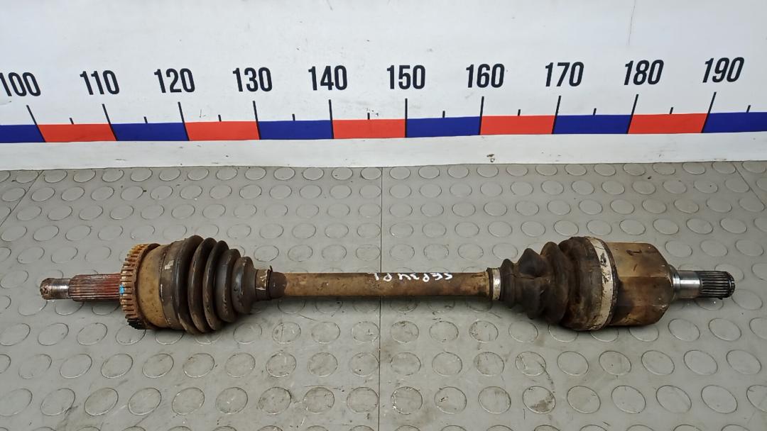 полуось передняя левая (приводной вал, ШРУС) Kia Sportage 2 поколение 2005, 2.0 л., дизель, АКПП, внедорожник 5 дв., 495011F200 - фото №1