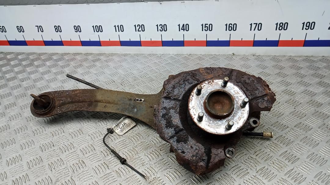 ступица задняя правая Ford Focus 2 поколение 2006, 1.8 л., дизель, МКПП, хетчбэк 5 дв. - фото №1