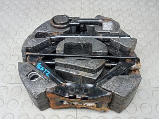 ящик под инструменты / набор инструментов Volkswagen Bora 1 поколение 2001, 1.9 л., дизель, МКПП, седан