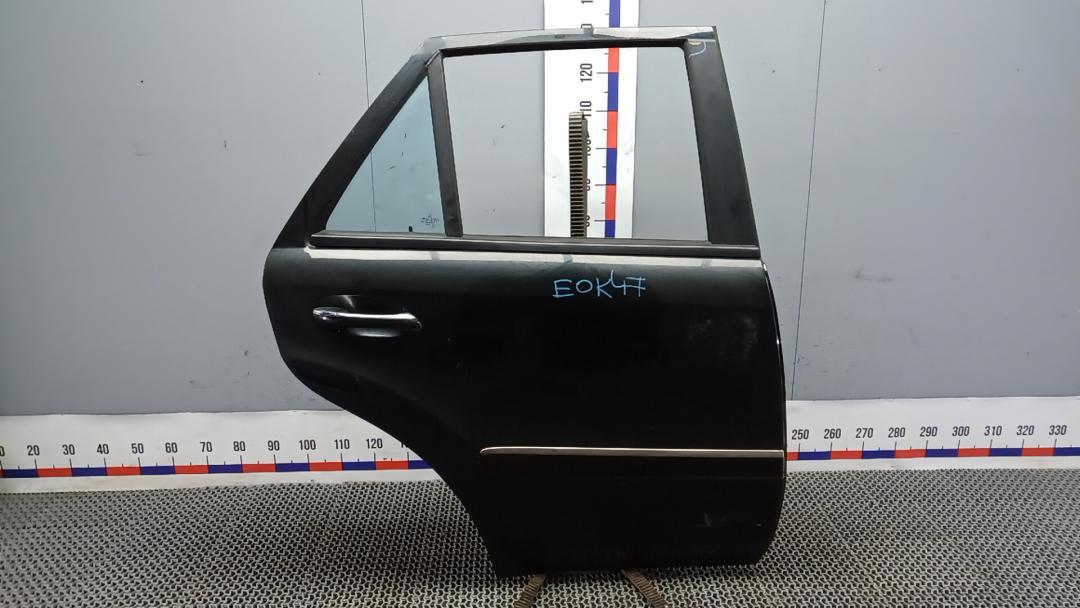 дверь задняя правая Mercedes-Benz M-Класс W164 2007, 3.0 л., D ML280 CDI, дизель, АКПП, внедорожник 5 дв. - фото №1