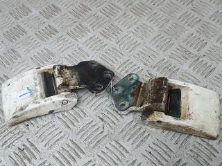 петля двери Volkswagen Transporter T5 [рестайлинг] 2011, 2.0 л., дизель, МКПП, микроавтобус