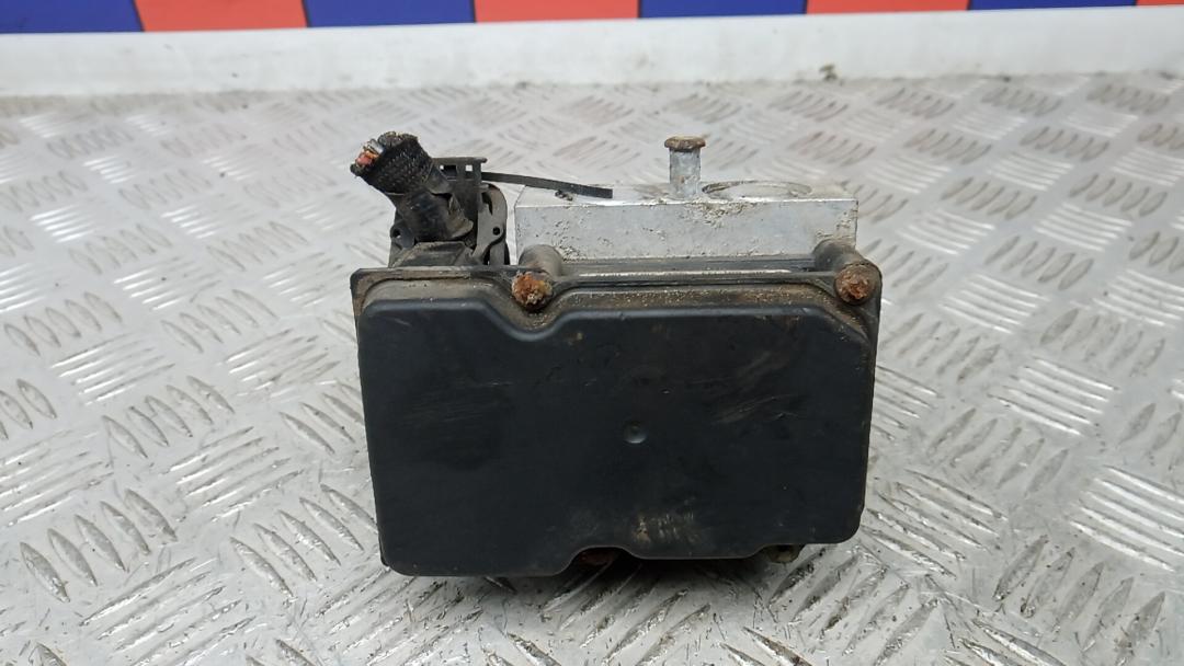 блок ABS Opel Movano 2 поколение (B) 2013, 2.3 л., дизель, МКПП, микроавтобус, 0265801133 - фото №1