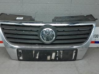 решетка радиатора Volkswagen Caddy 3 поколение 2004, 1.9 л., дизель, МКПП, 3B0853601C