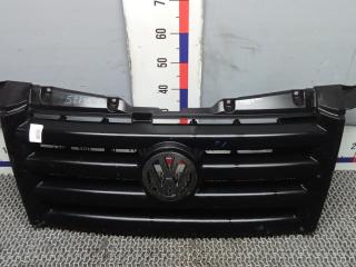 решетка радиатора Volkswagen Crafter 1 поколение 2010, 2.5 л., дизель, МКПП, микроавтобус