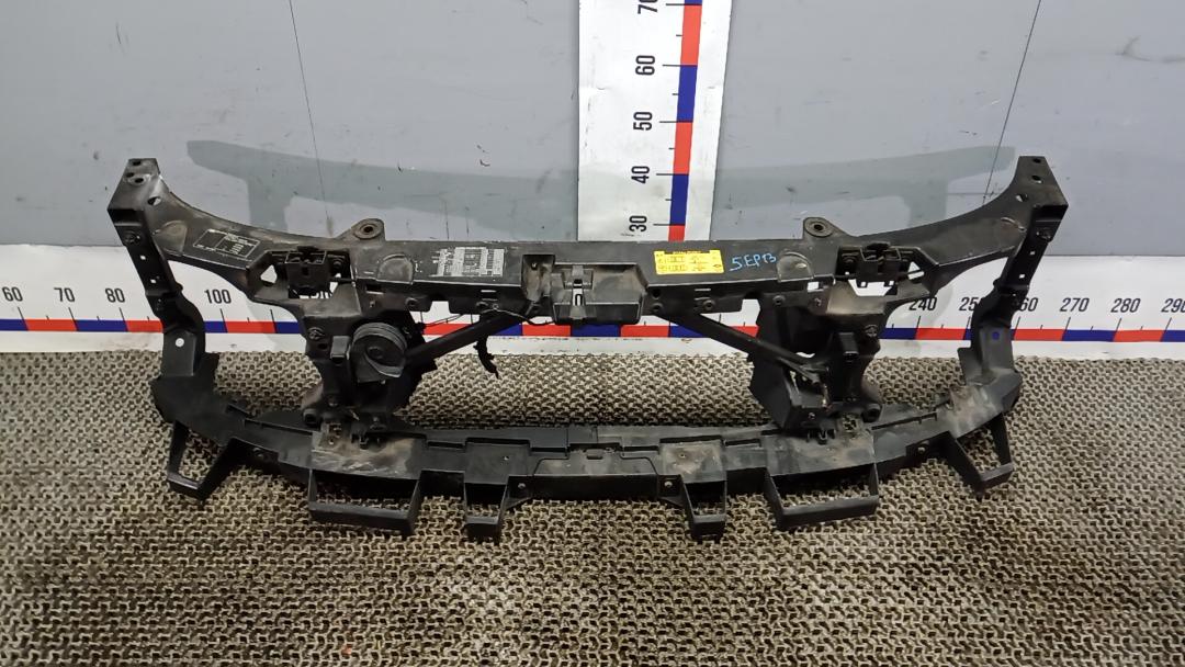 Передняя панель крепления облицовки (телевизор) Land Rover Range Rover Sport 1 поколение 2008, 2.7 л., TDVM, дизель, АКПП, внедорожник 5 дв. - фото №1