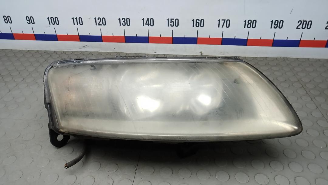 фара правая Audi A6 4F/C6 2006, 3.0 л., дизель, АКПП, универсал, 4F0941004C - фото №1