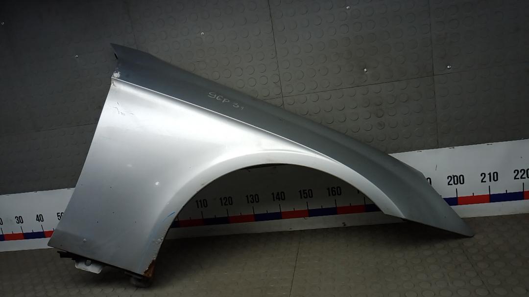 крыло переднее правое Mercedes-Benz CLS-Класс C219 2007, 3.0 л., D 320CDI, дизель, АКПП, седан - фото №1