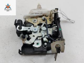 замок двери передней правой Audi A4 B5 [рестайлинг] 1998, 1.6 л., бензин, МКПП, чёрный, седан, 8D1837016F