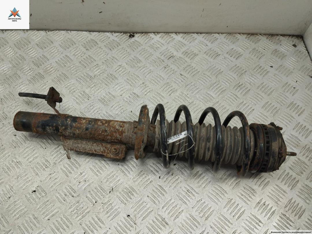 стойка передняя Ford Fusion 1 поколение 2003, 1.4 л., бензин, МКПП, чёрный, хетчбэк 5 дв. - фото №1