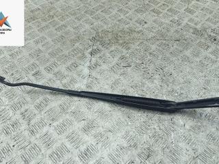 Щеткодержатель (поводок стеклоочистителя) передний Ford Focus 1 поколение [рестайлинг] 2002, 1.6 л., i, бензин, МКПП, синий, универсал, XS4117527