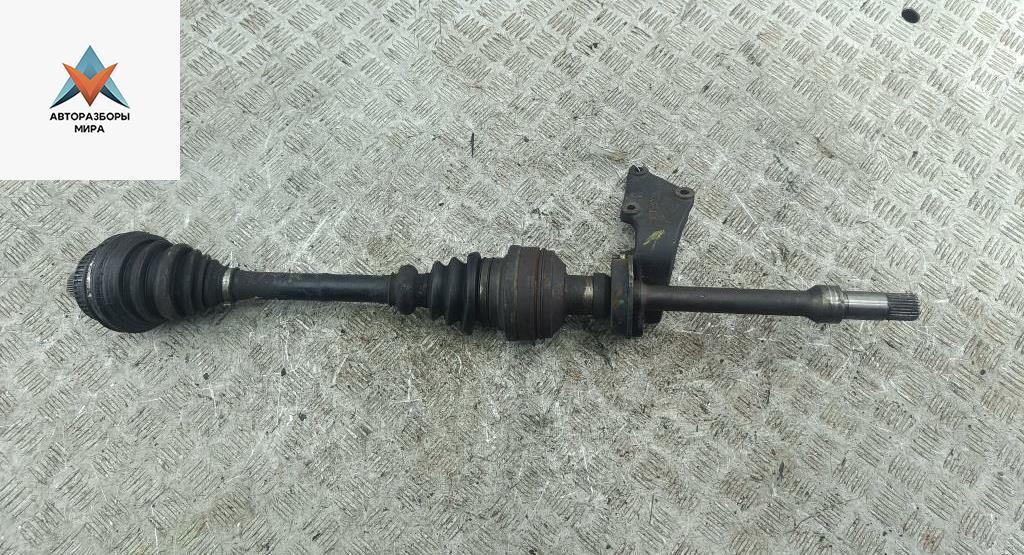 полуось передняя правая (приводной вал, ШРУС) Ford Galaxy 1 поколение 1996, 2.0 л., бензин, МКПП, серый, минивэн - фото №1