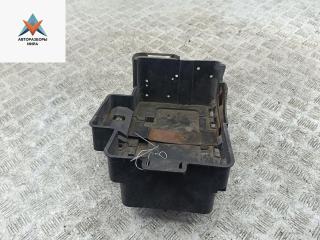 Кожух аккумулятора (короб АКБ) Ford Focus 1 поколение [рестайлинг] 2002, 1.8 л., бензин, МКПП, синий, хетчбэк 3 дв.