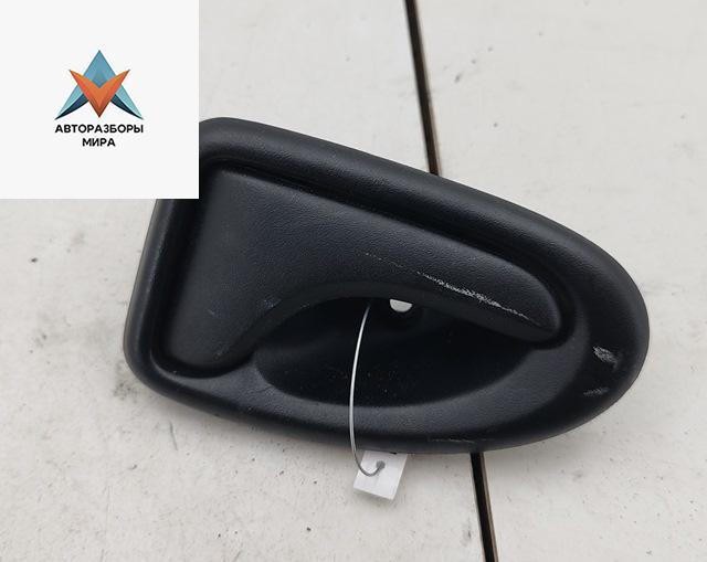 ручка внутренняя задняя правая Dacia (Renault) Logan 2006, 1.4 л., бензин, МКПП, синий, седан, 7700830079 - фото №1