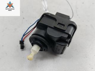 корректор фар Audi A6 4B/C5 1999, 2.4 л., бензин, АКПП, чёрный, универсал, 00728214