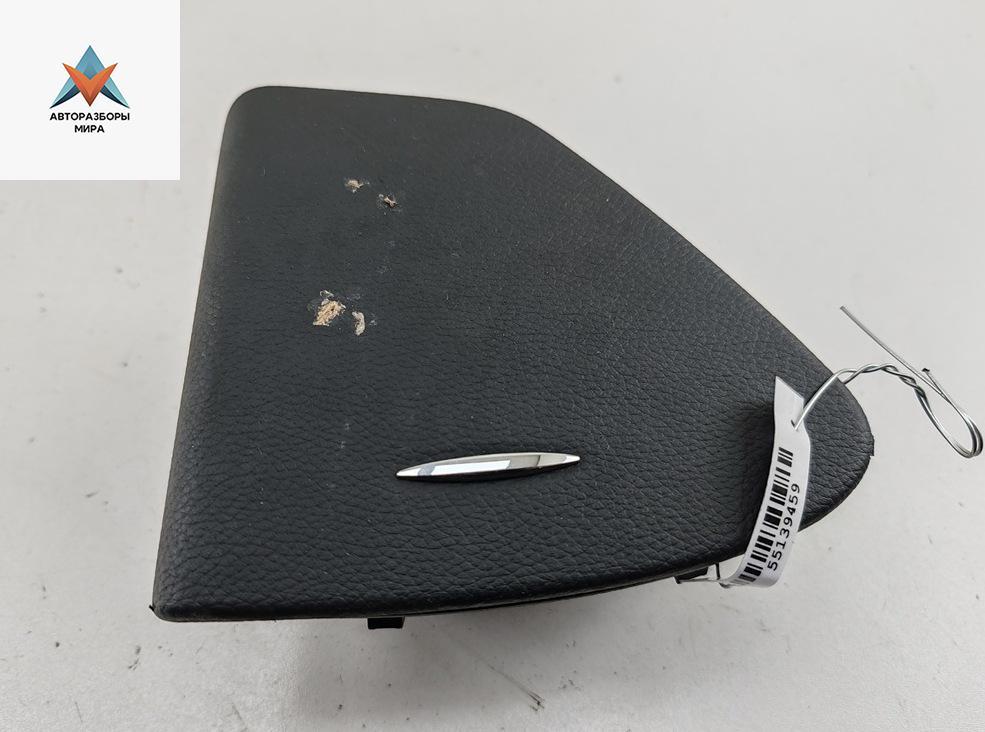 пепельница Mercedes-Benz CLS-Класс C219 2005, 3.5 л., бензин, АКПП, чёрный, седан - фото №1