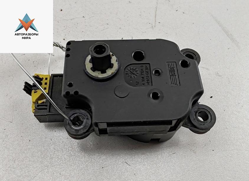 моторчик заслонки печки Mercedes-Benz CLS-Класс C219 2005, 3.5 л., бензин, АКПП, чёрный, седан, 2038201642 - фото №1