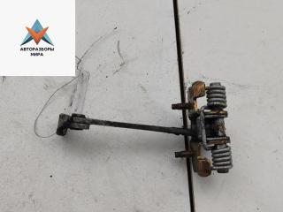 ограничитель открывания двери Dacia (Renault) Logan 2006, седан