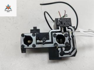 панель заднего левого фонаря Renault Laguna 2 поколение 2002, 1.8 л., бензин, МКПП, серый, хетчбэк 5 дв.