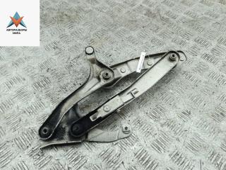 петля капота правая Mercedes-Benz C-Класс W202/S202 1995, серый, седан, 2028800228