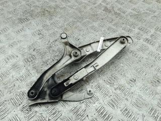 петля капота правая Mercedes-Benz C W202 1995, серый, седан, 2028800228